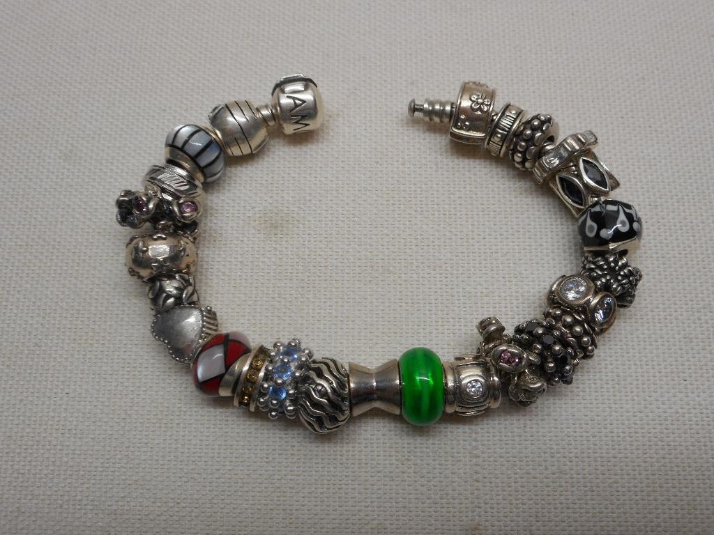 Zilveren Amora armband met 25 zilveren bedels nr.032, Sieraden, Tassen en Uiterlijk, Verzenden, Zo goed als nieuw, Met bedels of kralen