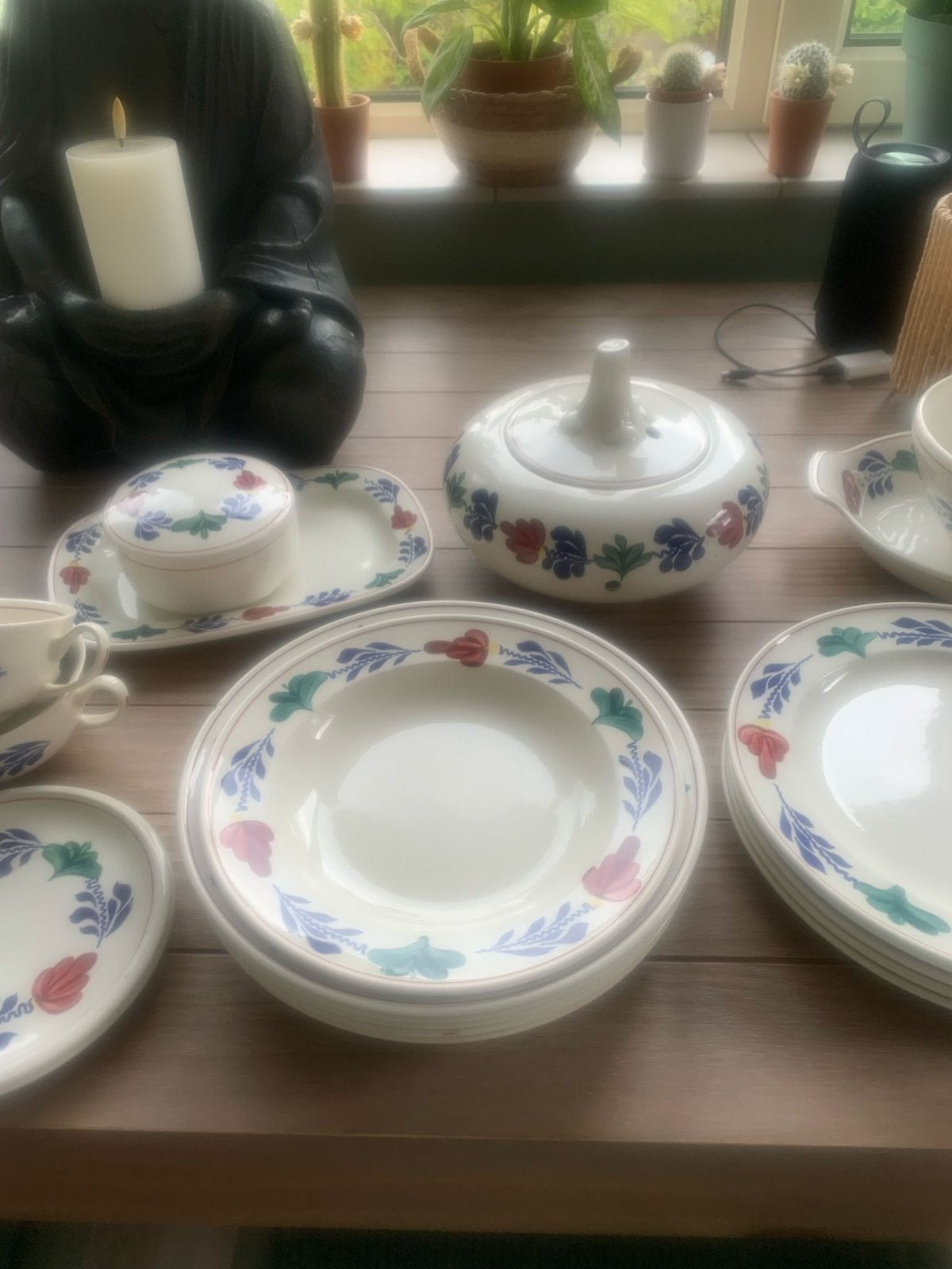 Boeren bont servies in zeer goede staat, Ophalen