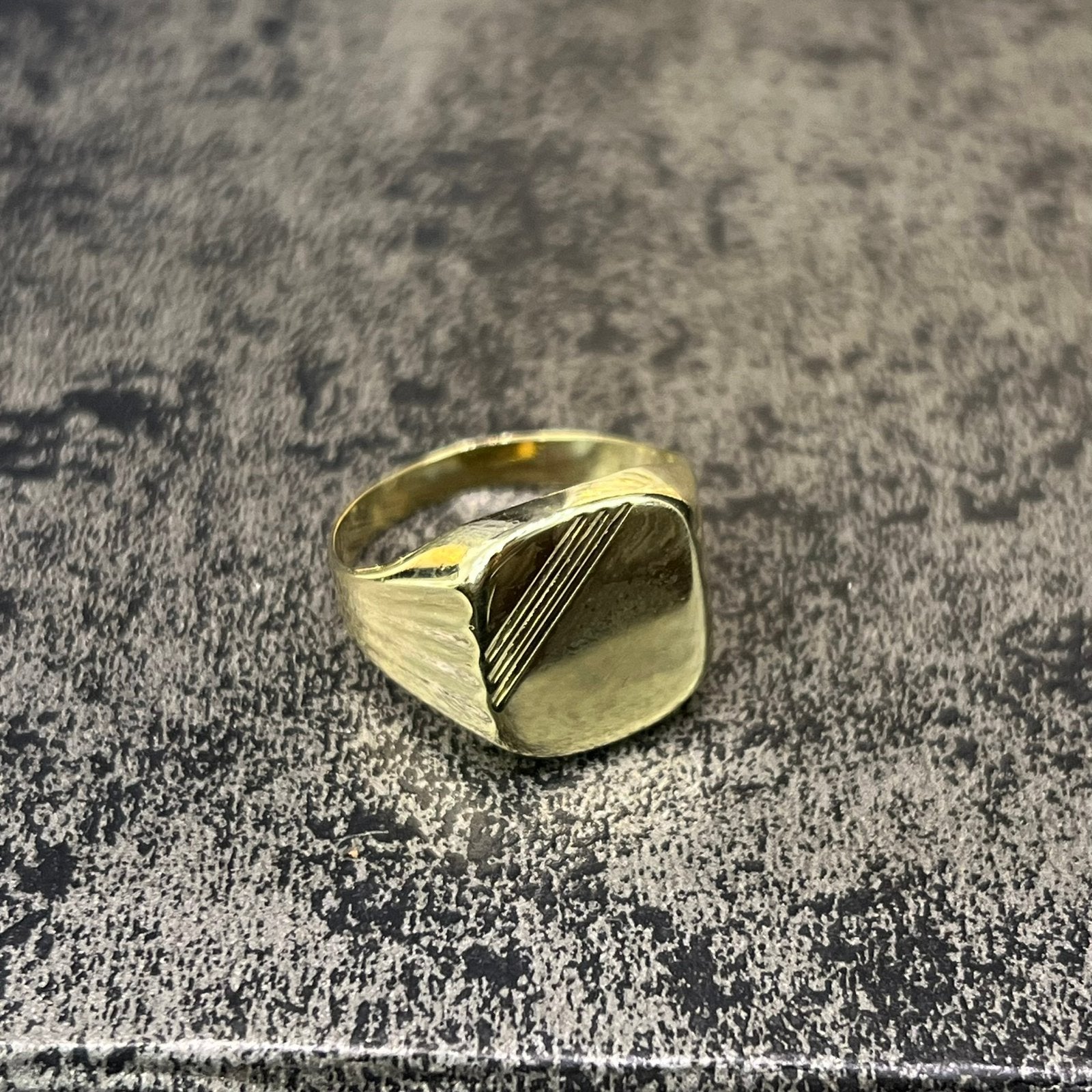 14 karaat gouden zegelring ring, Ophalen of Verzenden, Zo goed als nieuw, Goud, Heer