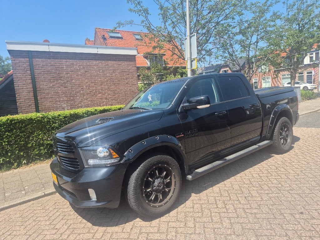 te koop dodge ram 1500, Auto's, Dodge, Automaat, Zwart, Zwart, Vierwielaandrijving