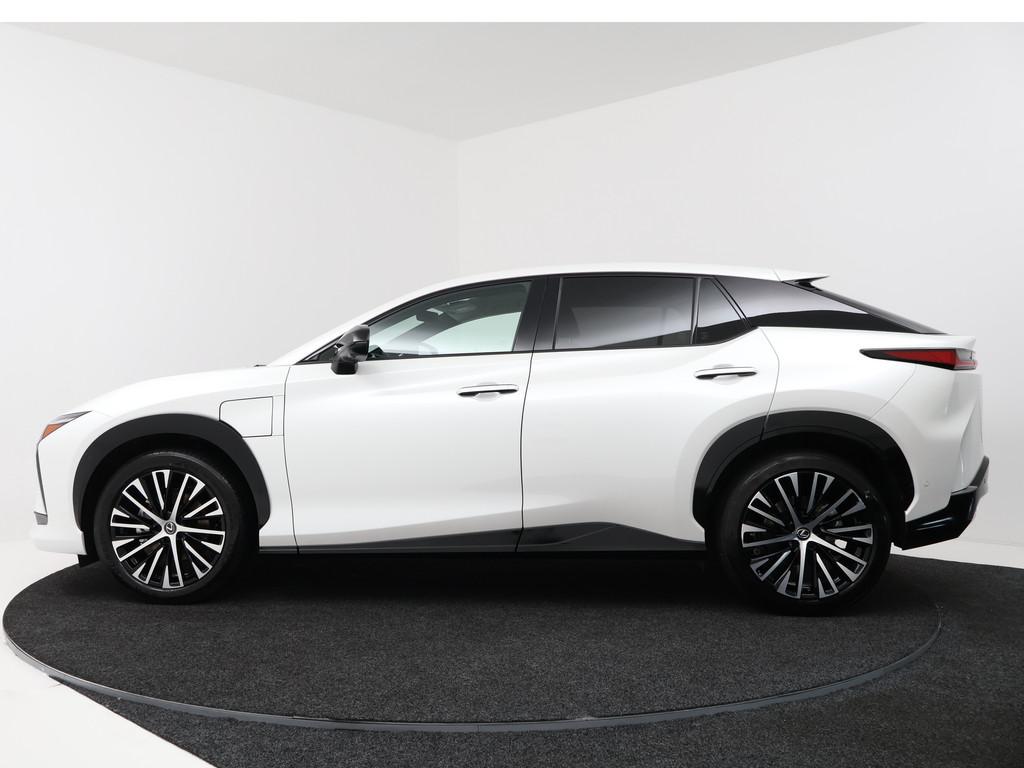 Lexus RZ 450e President Line 71 kWh | Mark Levinson Audio |, 12 maanden, Gebruikt, 71 kWh, Alcantara