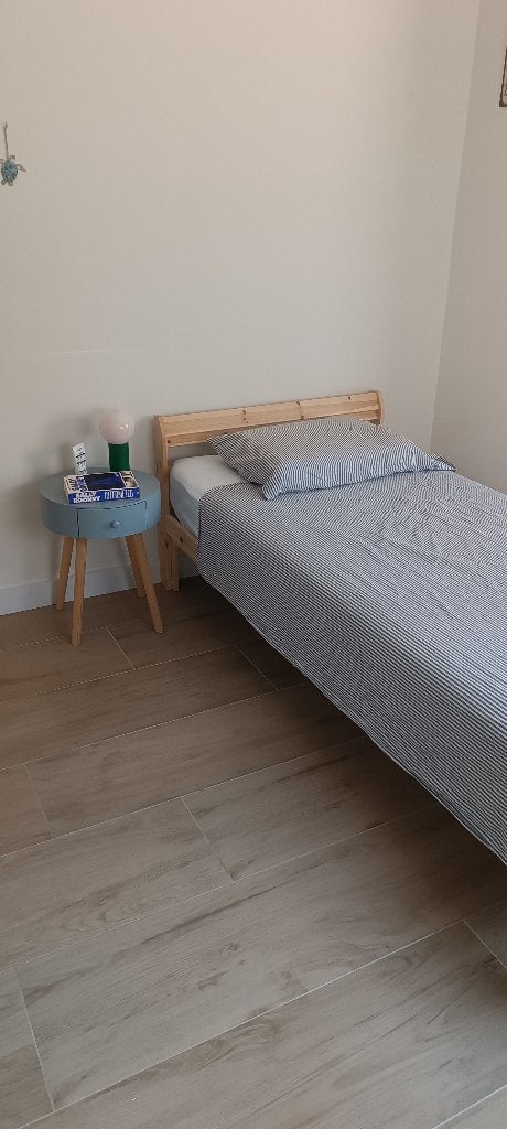 Bedframe + mattress + slatted base, 90 cm, Eenpersoons, Ophalen of Verzenden, Zo goed als nieuw