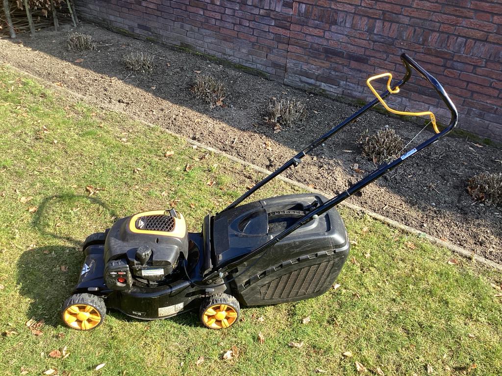 Grasmaaier McCulloch M40-125, Tuin en Terras, Ophalen, Cirkelmaaier, Gebruikt, Opvangbak