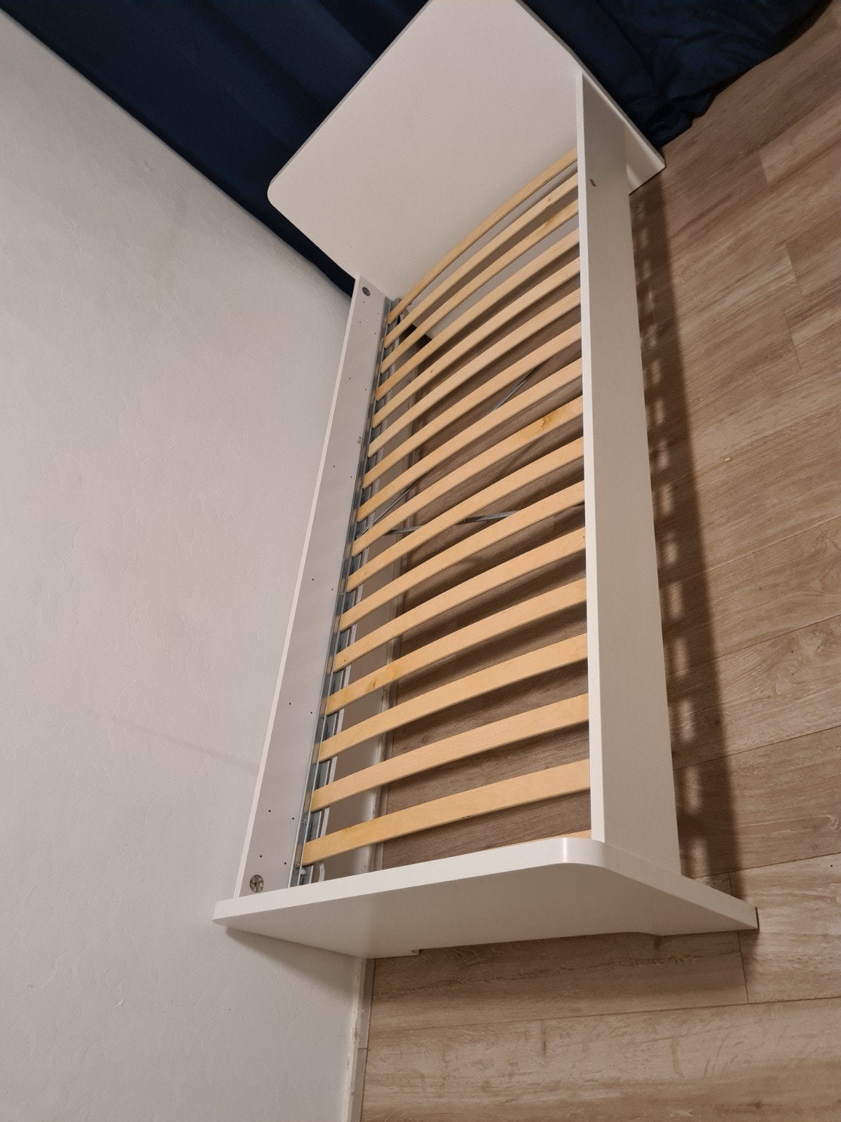 Eenpersoonsbed wit met lattenbodem, Huis en Inrichting, Slaapkamer | Bedden, Ophalen, Gebruikt, 90 cm, Eenpersoons