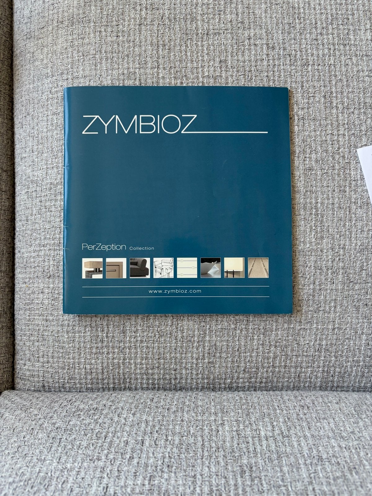 Zymbioz Dressoir - Strak design met opbergruimte, Ophalen, Gebruikt, 150 tot 200 cm, 25 tot 50 cm