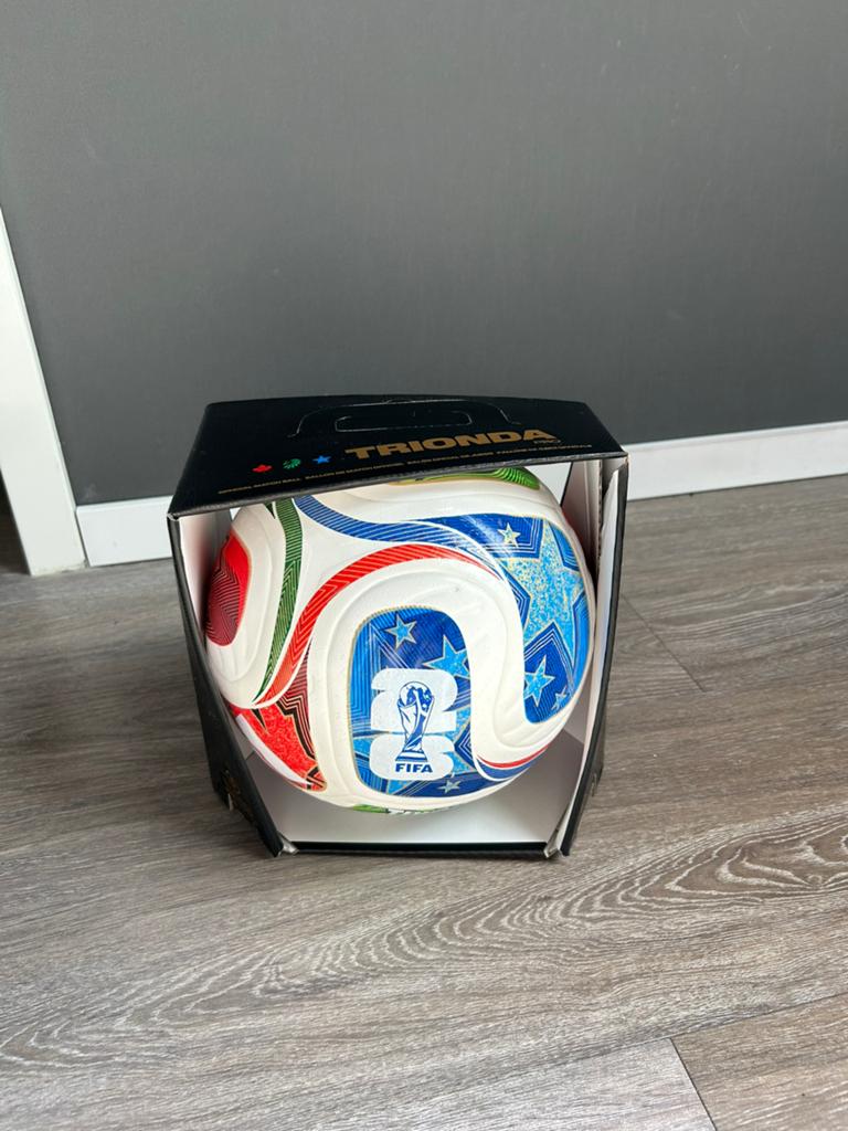 Wk 2026 official matchball, Sport en Fitness, Voetbal, Ophalen of Verzenden