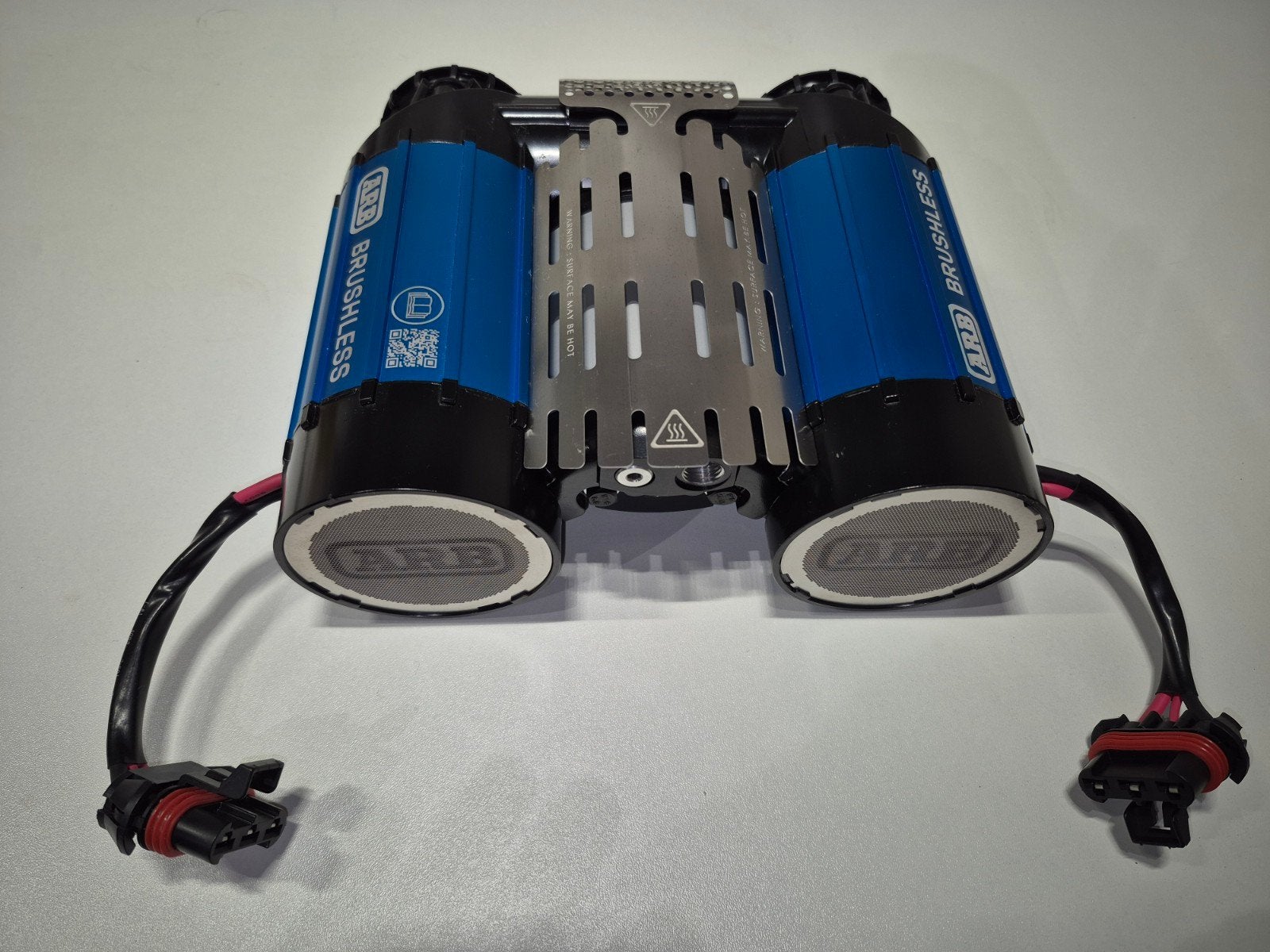 ARB Brushless Twin On-Board Luchtcompressor 12V, Ophalen of Verzenden, Zo goed als nieuw