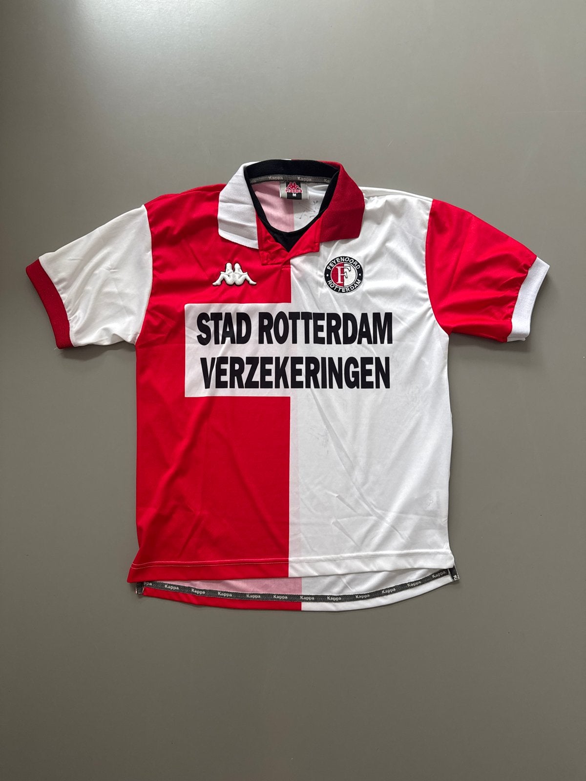 Feyenoord thuisshirt 2000-2001 gesigneerd - Maat M, Kleding | Heren, Voetbal, Gedragen, Rood, Verzenden