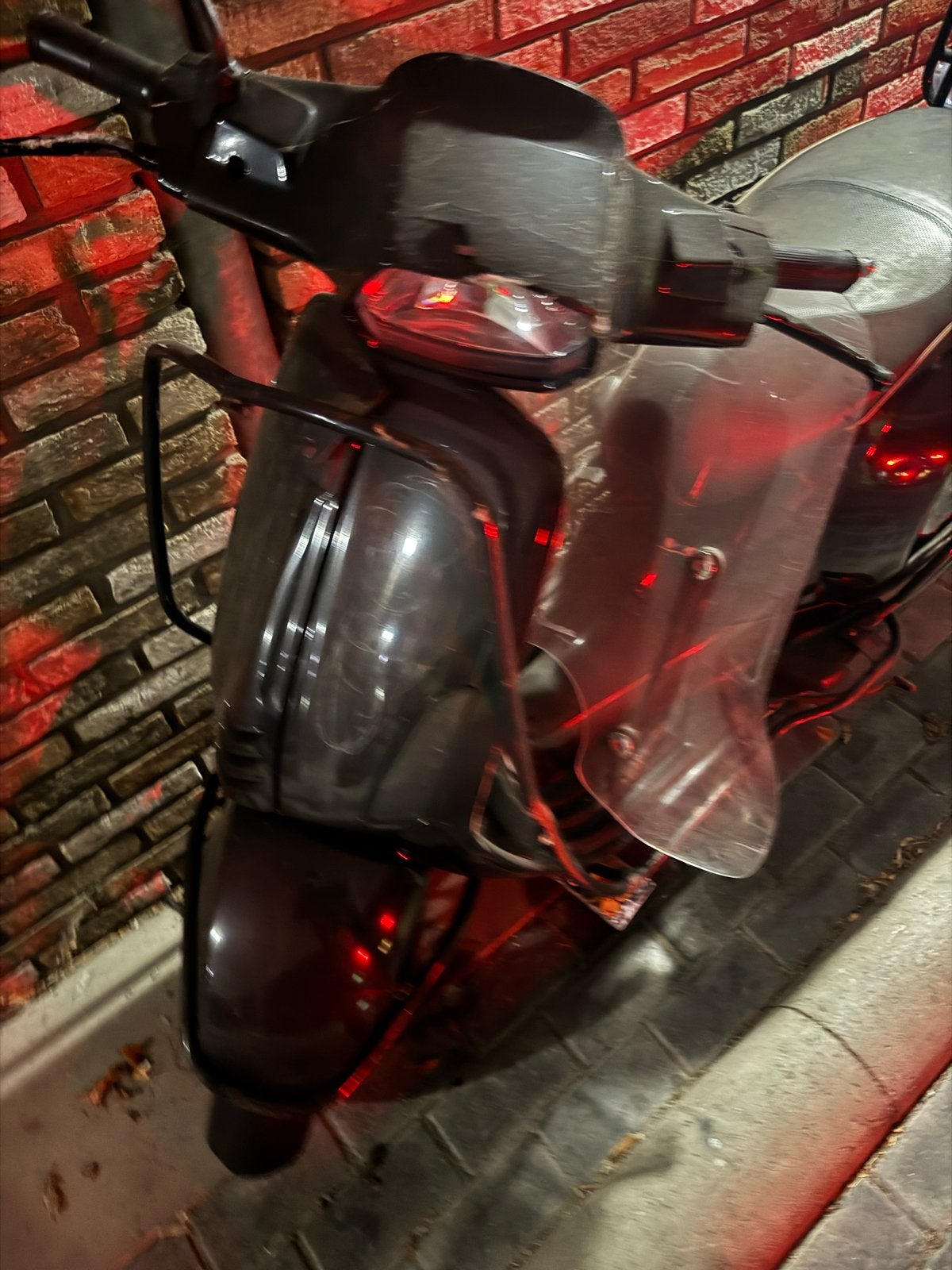 Zwarte Vespa sprint Scooter 2017 - Gebruikt, Ophalen, Gebruikt, Benzine, Vespa LX