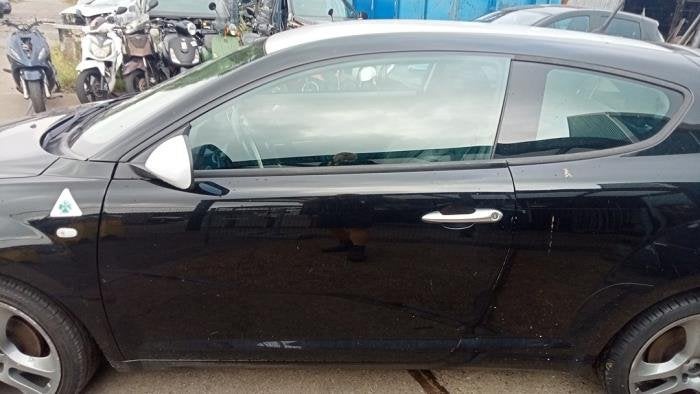 Portier 2Deurs links van een Alfa Romeo Mito (601), Gebruikt, -, Deur, -