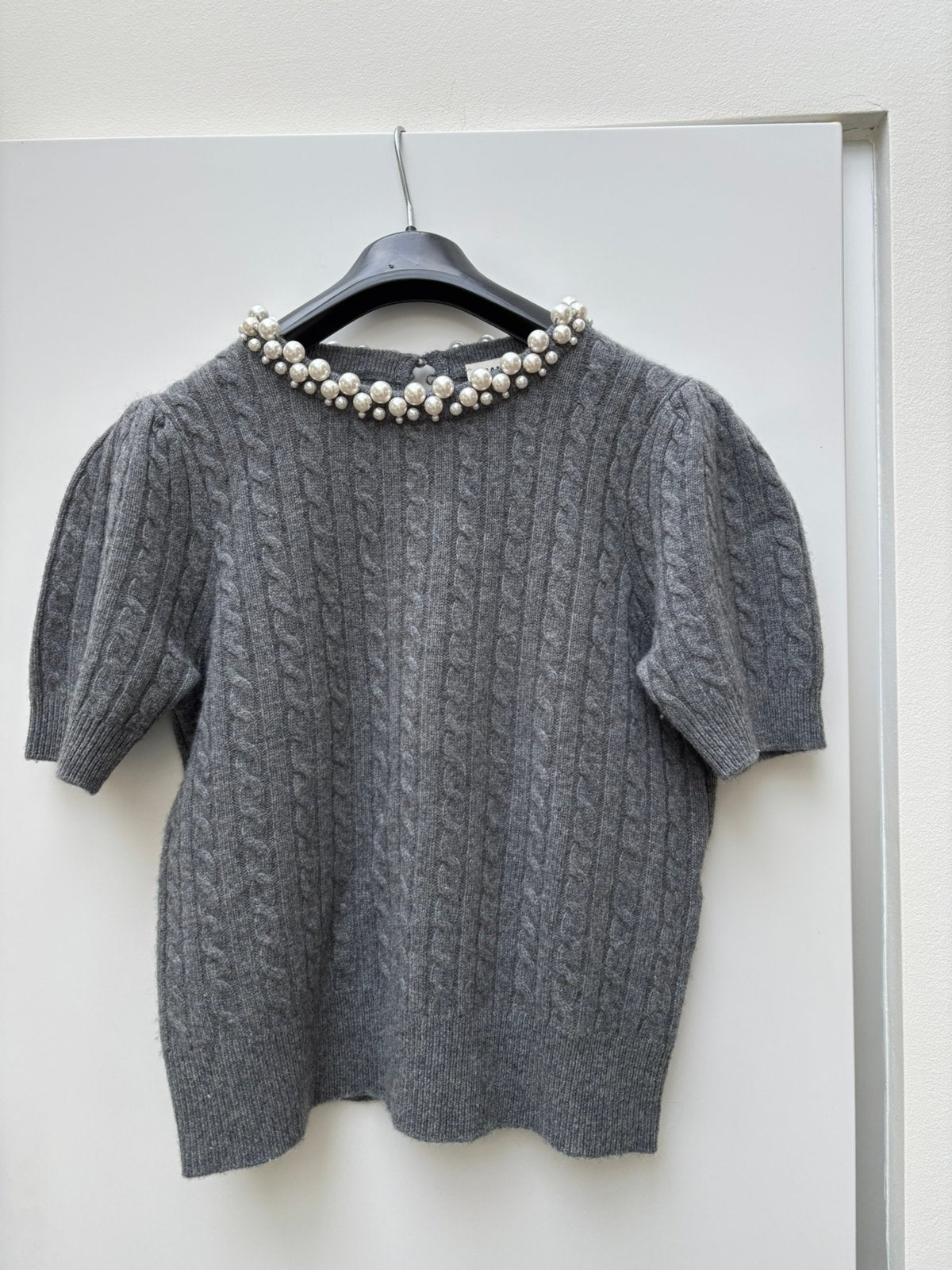 Sandro Trui met Parelhals - Grijs Kabelgebreid, Kleding | Dames, Ophalen of Verzenden, Zo goed als nieuw, Maat 38/40 (M), Grijs