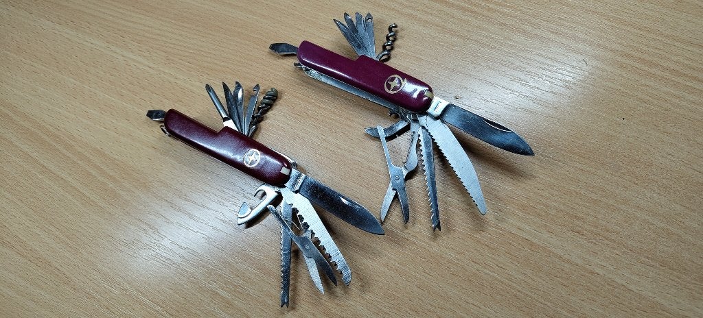 Zakmes/Multitool x2, Verzenden, Gebruikt