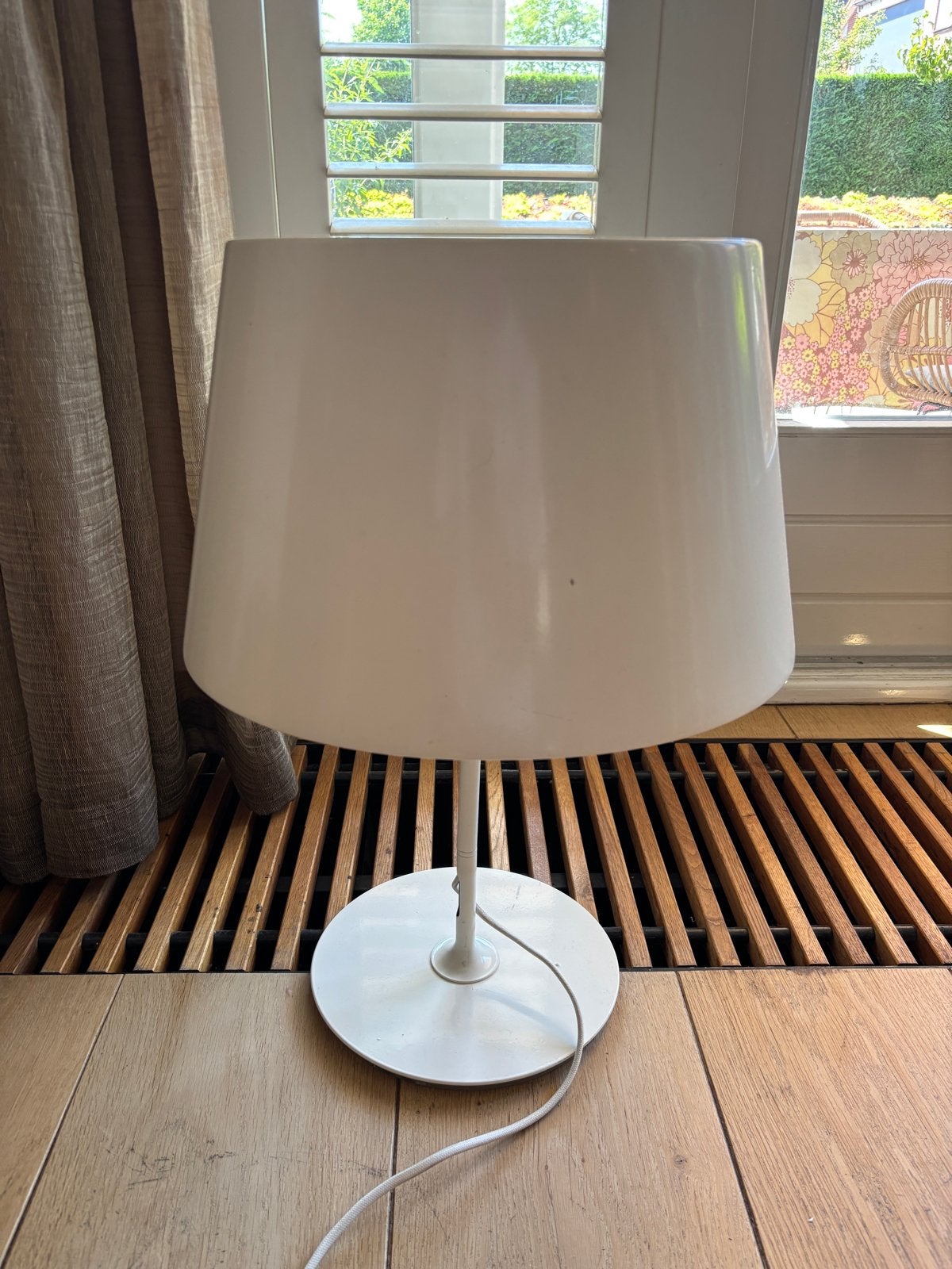 Zeldzame IKEA KULLA Tafellamp - Wit - C. Halskov & H. Dalsga, Ophalen of Verzenden, Gebruikt, Metaal, 50 tot 75 cm