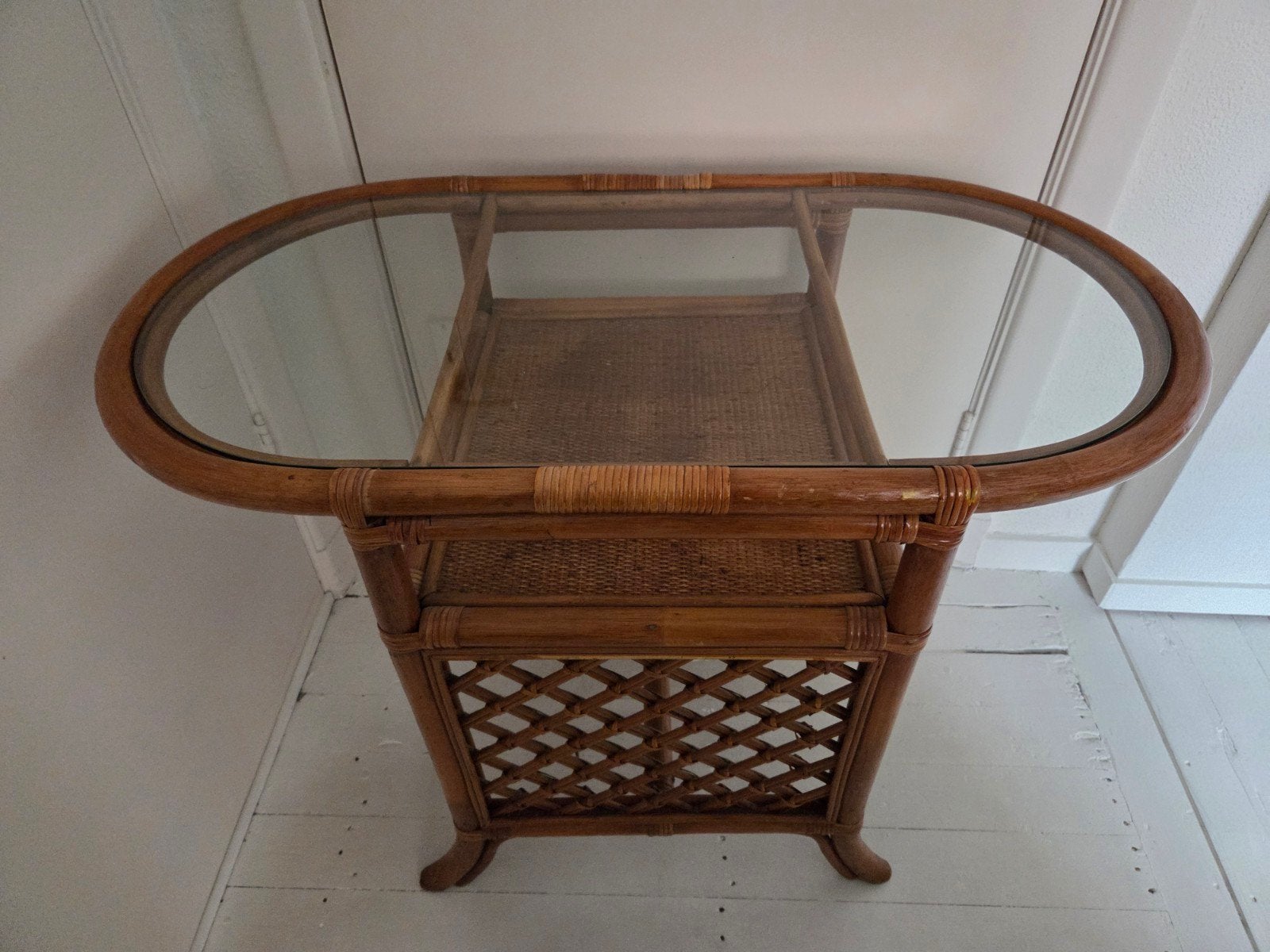 Rotan bijzettafel jaren '70 met glasplaat, Ophalen, Gebruikt, Ovaal