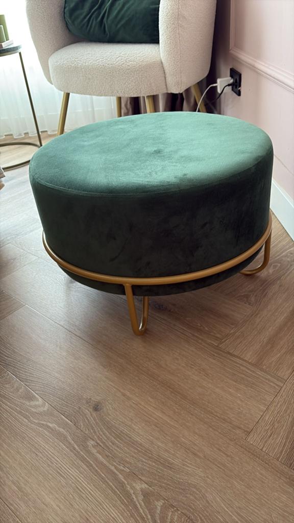 Suede poefje groen TE KOOP!, Ophalen of Verzenden, Zo goed als nieuw, Rond