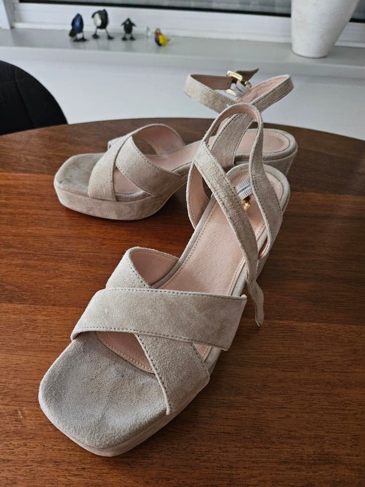 Sandalen Manfield, Beige, Zo goed als nieuw, Manfield, Sandalen of Muiltjes