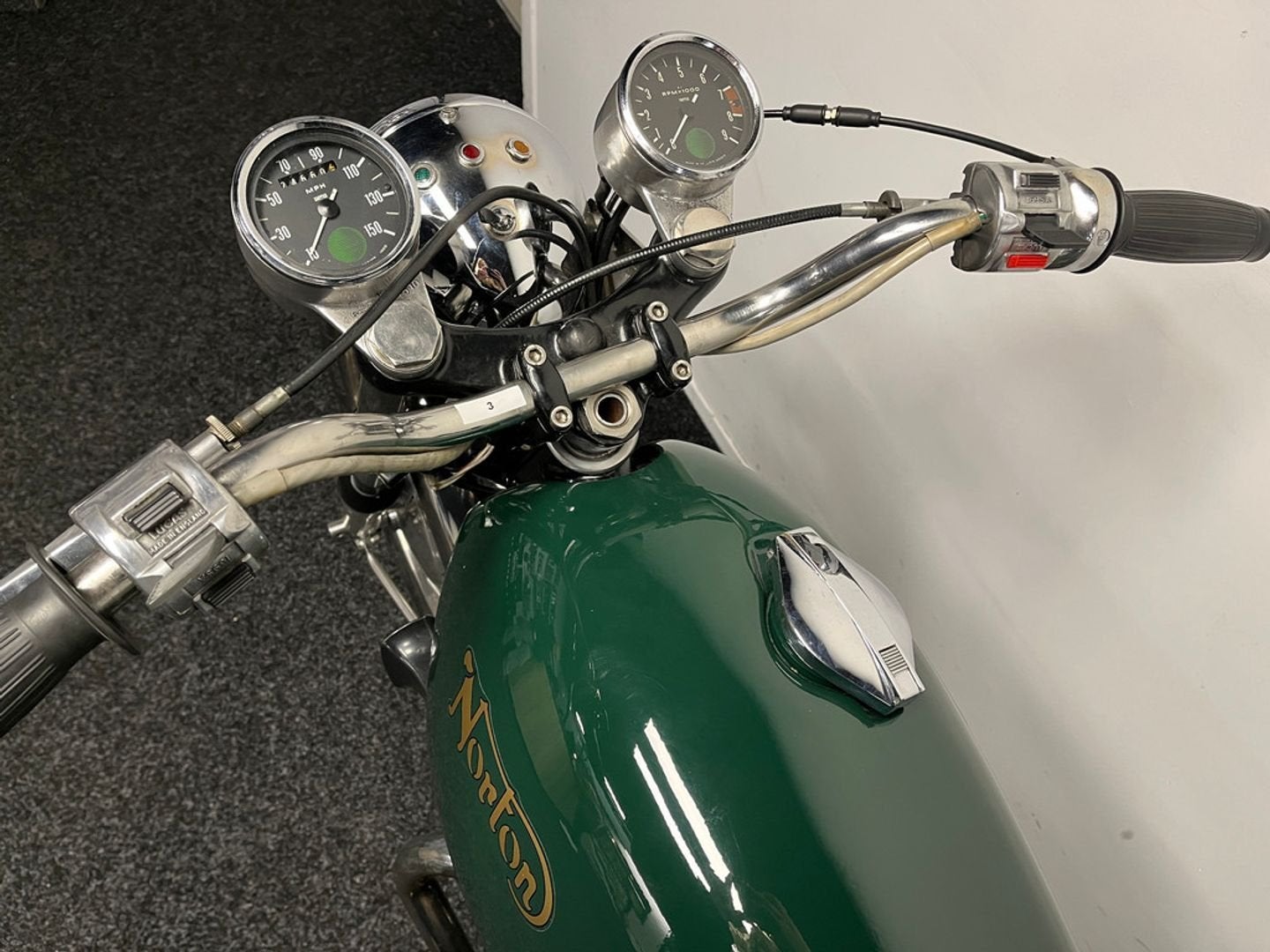 Norton COMMANDO 750 FAST BACK (bj 1972), Norton, 2 cilinders, Norton, 745 cc