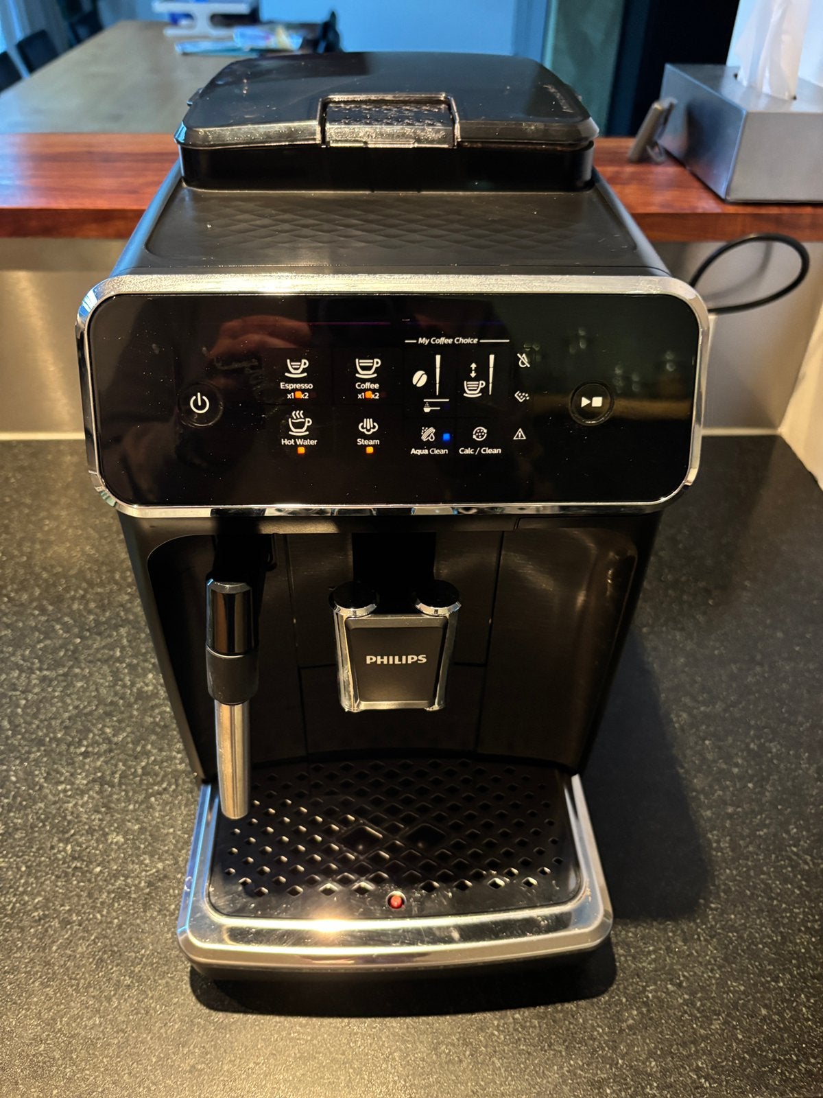 Philips EP2220  koffiemachine, Witgoed en Apparatuur, Gebruikt, Espresso apparaat, Koffiebonen, 4 tot 10 kopjes