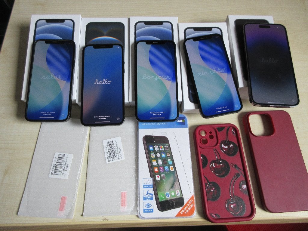 4x iPhone 12 + 1x iPhone 14 Pro – Los of alles samen OP=OP, Telecommunicatie, 256 GB, Zwart, Ophalen of Verzenden, Zo goed als nieuw