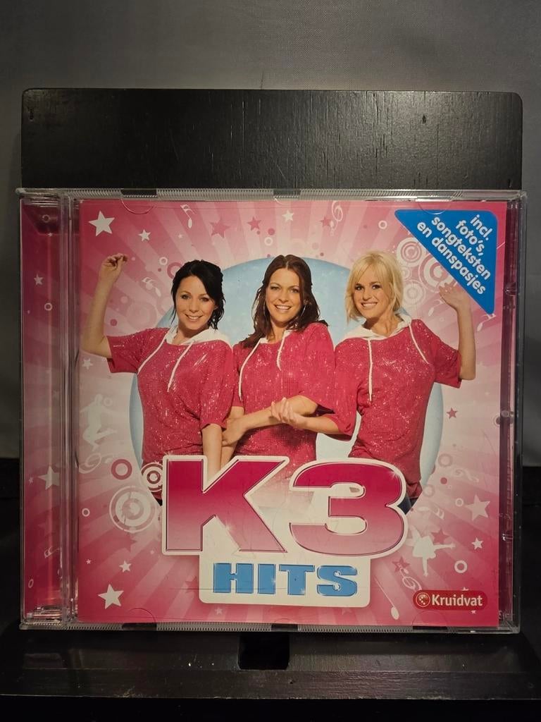 K3 Hits CD - Inclusief songteksten en danspasjes, Ophalen of Verzenden, 2010 - 2019, Zo goed als nieuw
