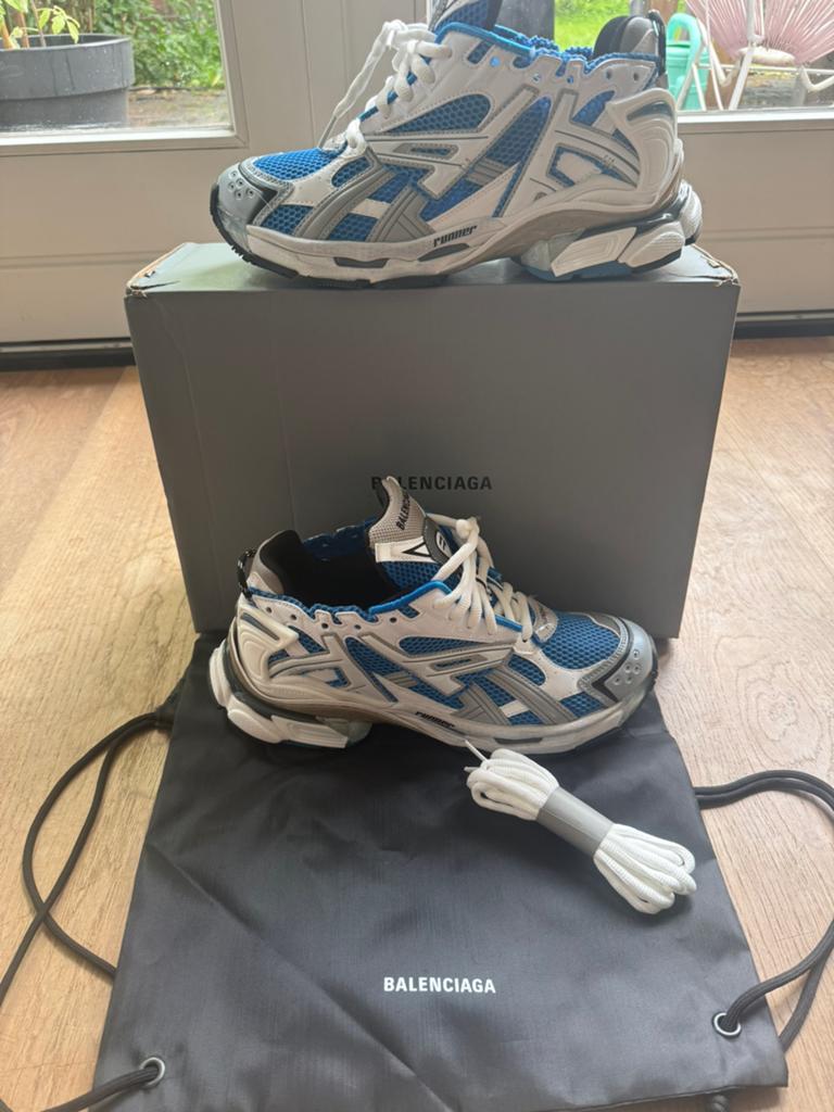 Balenciaga runners maat 43, Kleding | Heren, Schoenen, Verzenden, Zo goed als nieuw, Zwart, Sneakers of Gympen