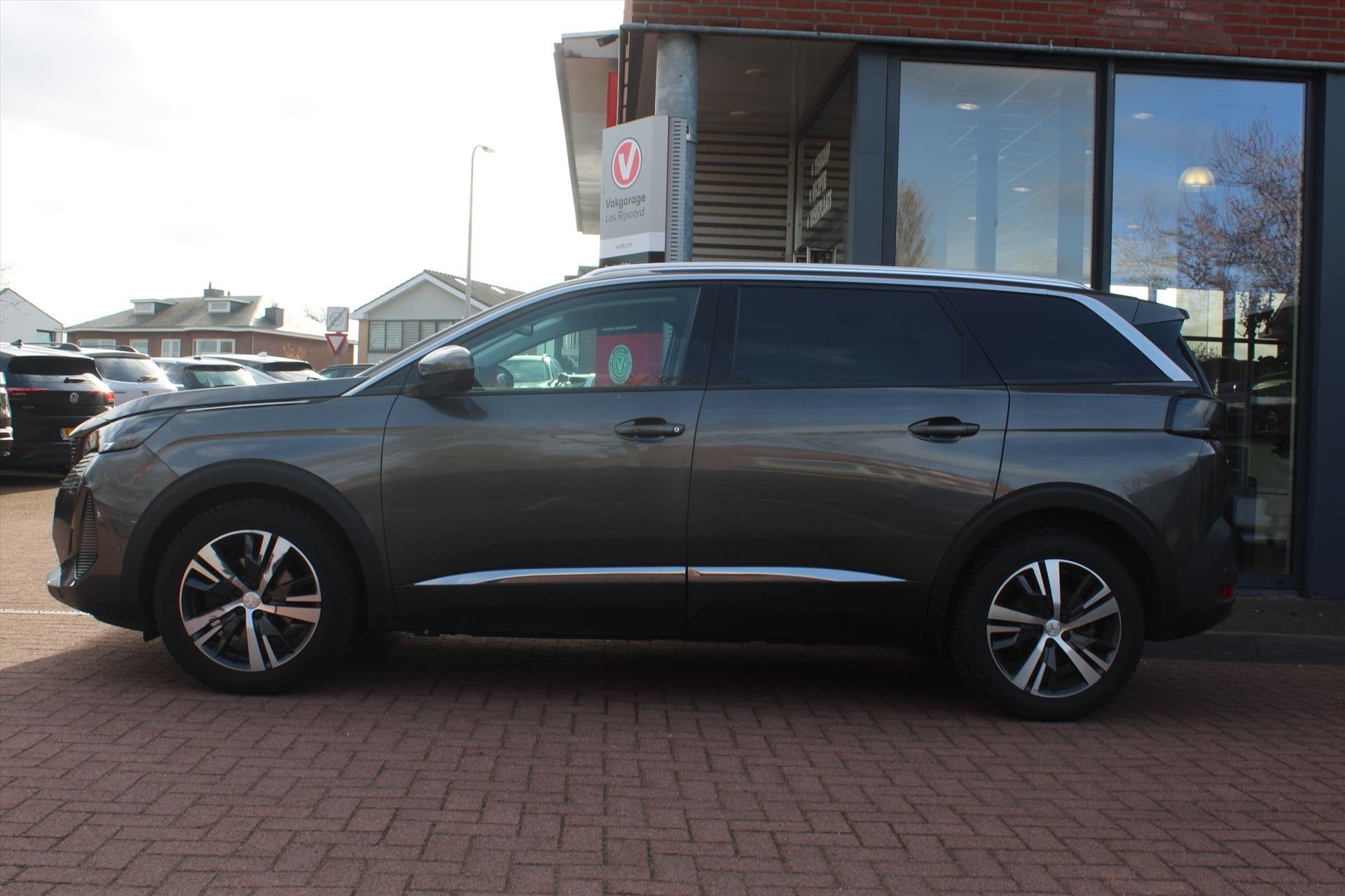 PEUGEOT 5008 1.2 PureTech *Allure* 7-Pers. | Camera | Carpla, Auto's, Peugeot, Voorwielaandrijving, Gebruikt, Euro 6, 1199 cc