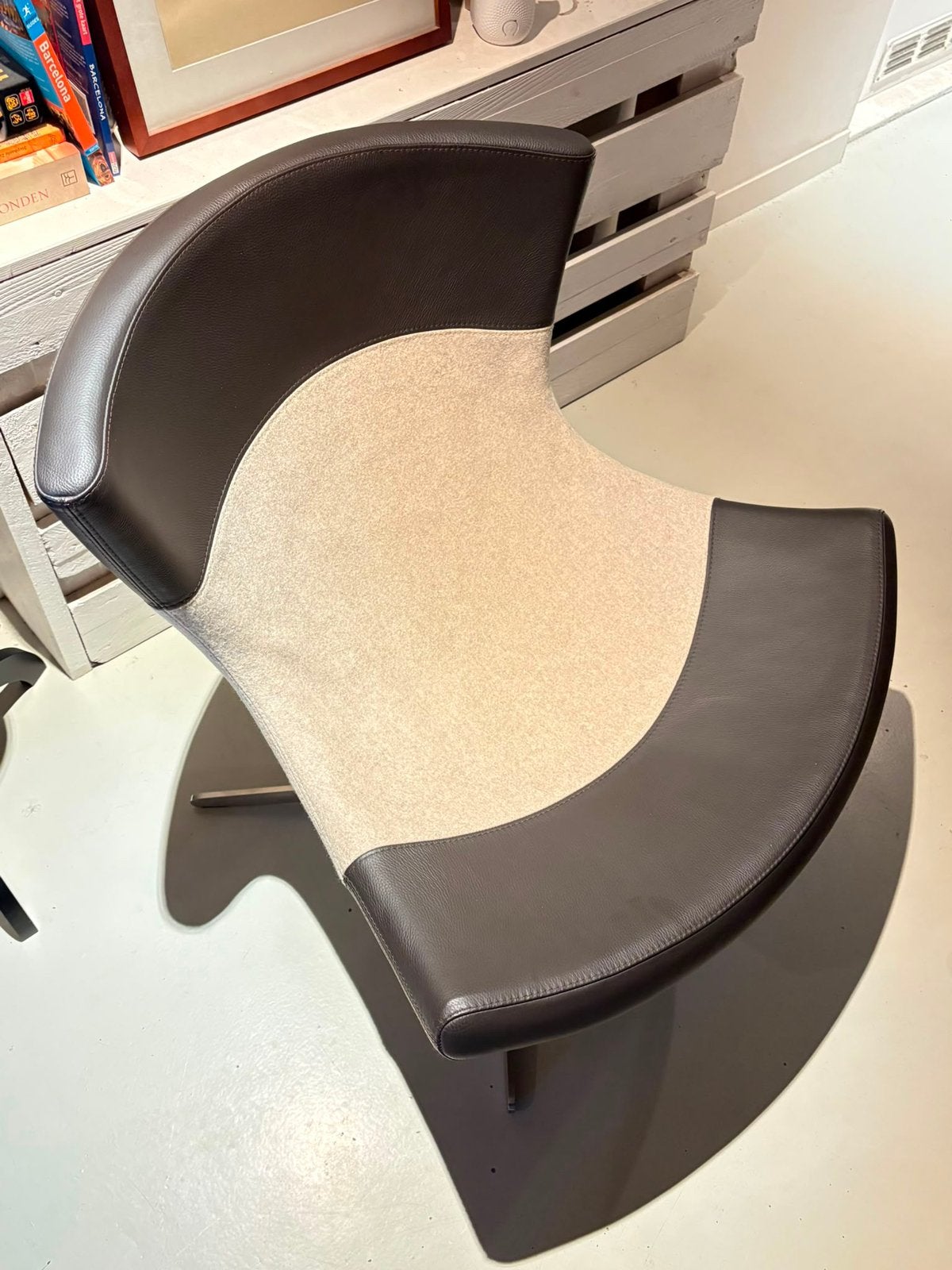 Halle Jet designer stoelen, Huis en Inrichting, Stoelen, Ophalen, Twee, Zo goed als nieuw, Grijs