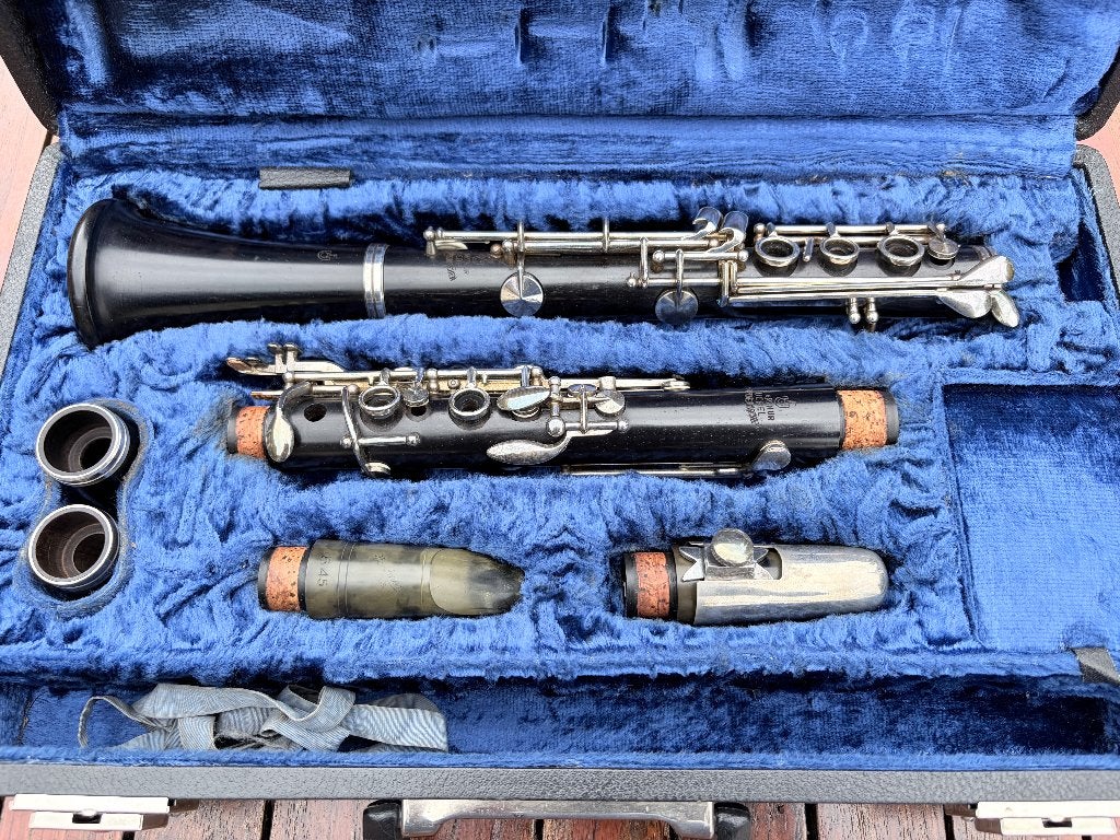 A-Klarinet Ueber, Ophalen, Gebruikt, Met koffer, Hout