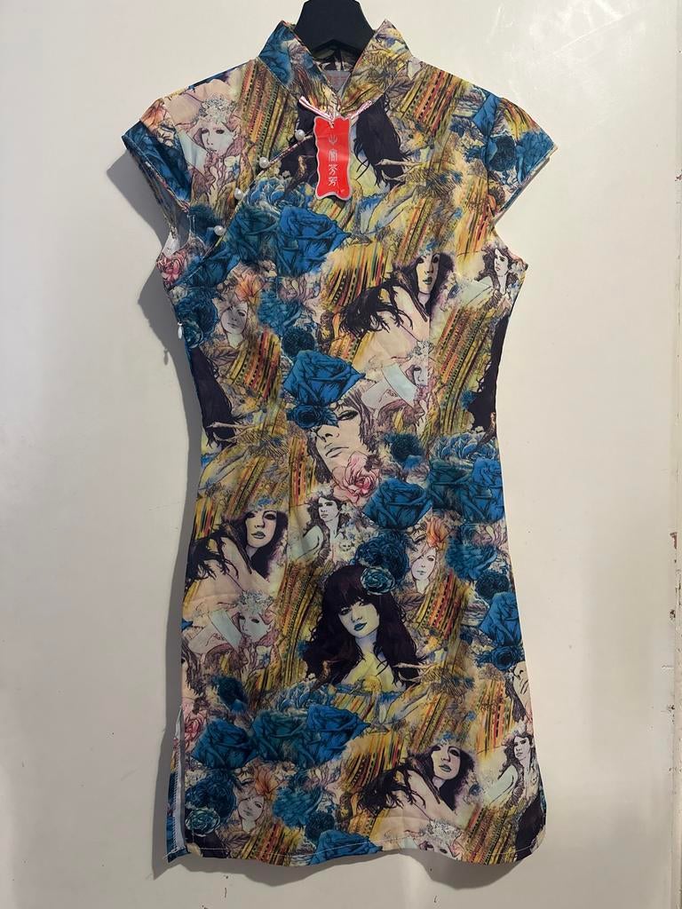 Unieke Cheongsam Jurk met Artistieke Print, Kleding | Dames, Overige kleuren, Ophalen of Verzenden, Zo goed als nieuw, Maat 36 (S)