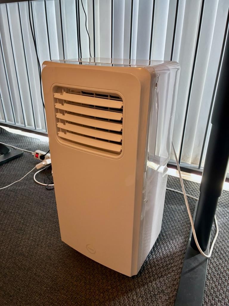 Air Conditioner (Fuave ACB09K01), Ophalen, Minder dan 60 m³, 3 snelheden of meer, Zo goed als nieuw