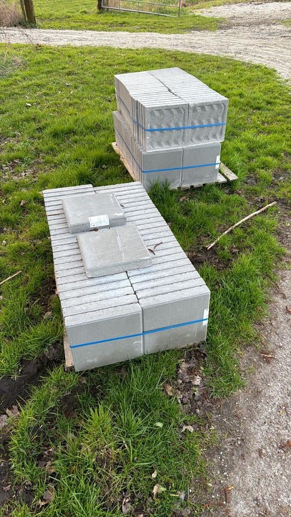 24m² tegels, Tuin en Terras, Nieuw, Ophalen of Verzenden, 10 m² of meer, Beton