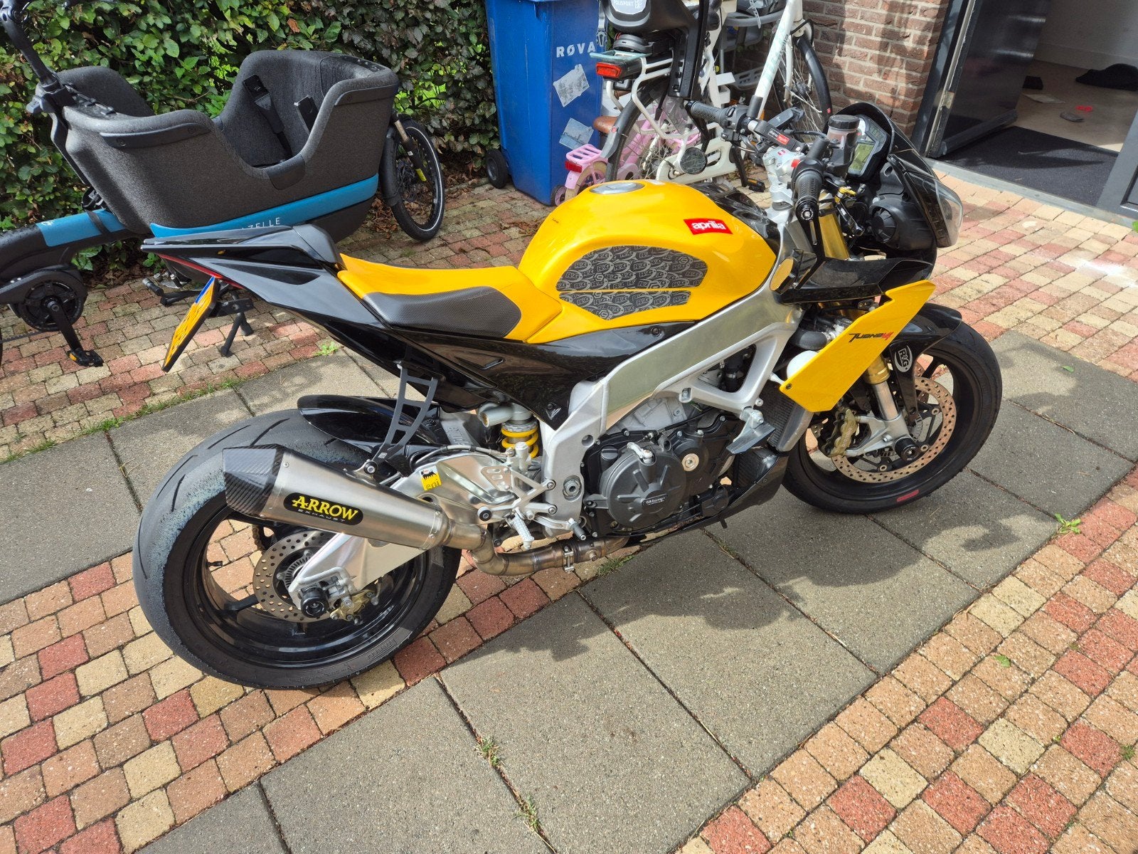 Aprilia Tuono V4 APRC 2013 | Gabro | Arrow | onderhoud RSV4, Motoren, ABS, 4 cilinders, Motorrijbewijs A, Handgeschakeld