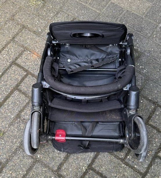 Compacte Miwen Basic zwarte Buggy- Ideaal voor onderweg!, Ophalen, Gebruikt, Kinderwagen, Overige merken