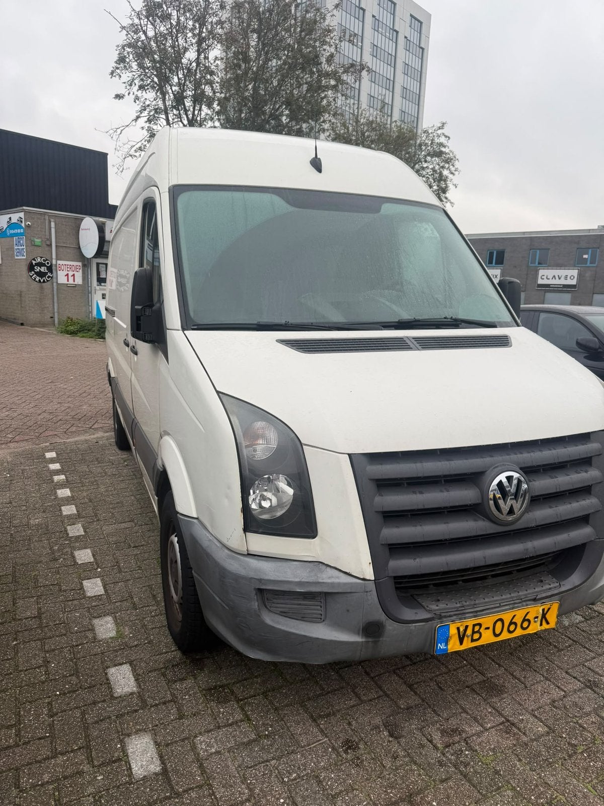 MOTORSCHADE  VW CRAFTER 2.5 2011 EURO 5, Euro 5, Volkswagen, Wit, Bedrijf