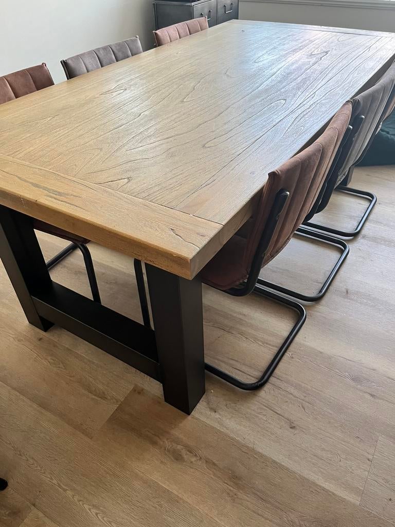 Robuuste eettafel, Huis en Inrichting, Tafels | Eettafels, Ophalen, Gebruikt, 100 tot 150 cm, 200 cm of meer