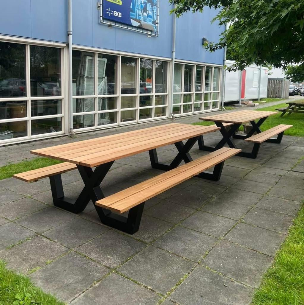 Duurzame picknicktafel banken van Afrikaans hardhout, Tuin en Terras, Picknicktafels, Maatmeubel, Maatmeubel, Nieuw, Ophalen of Verzenden