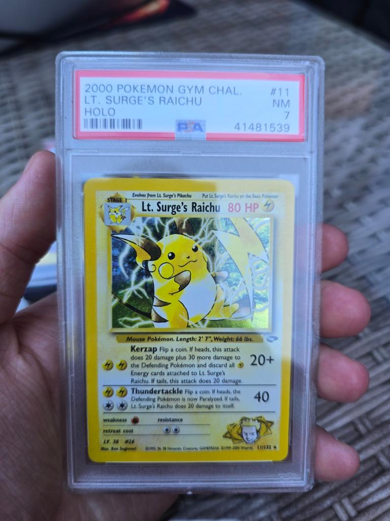 Lt. Surge's Raichu Holo PSA 7 - 2000 Gym Challenge, Ophalen of Verzenden, Zo goed als nieuw, Losse kaart, Foil