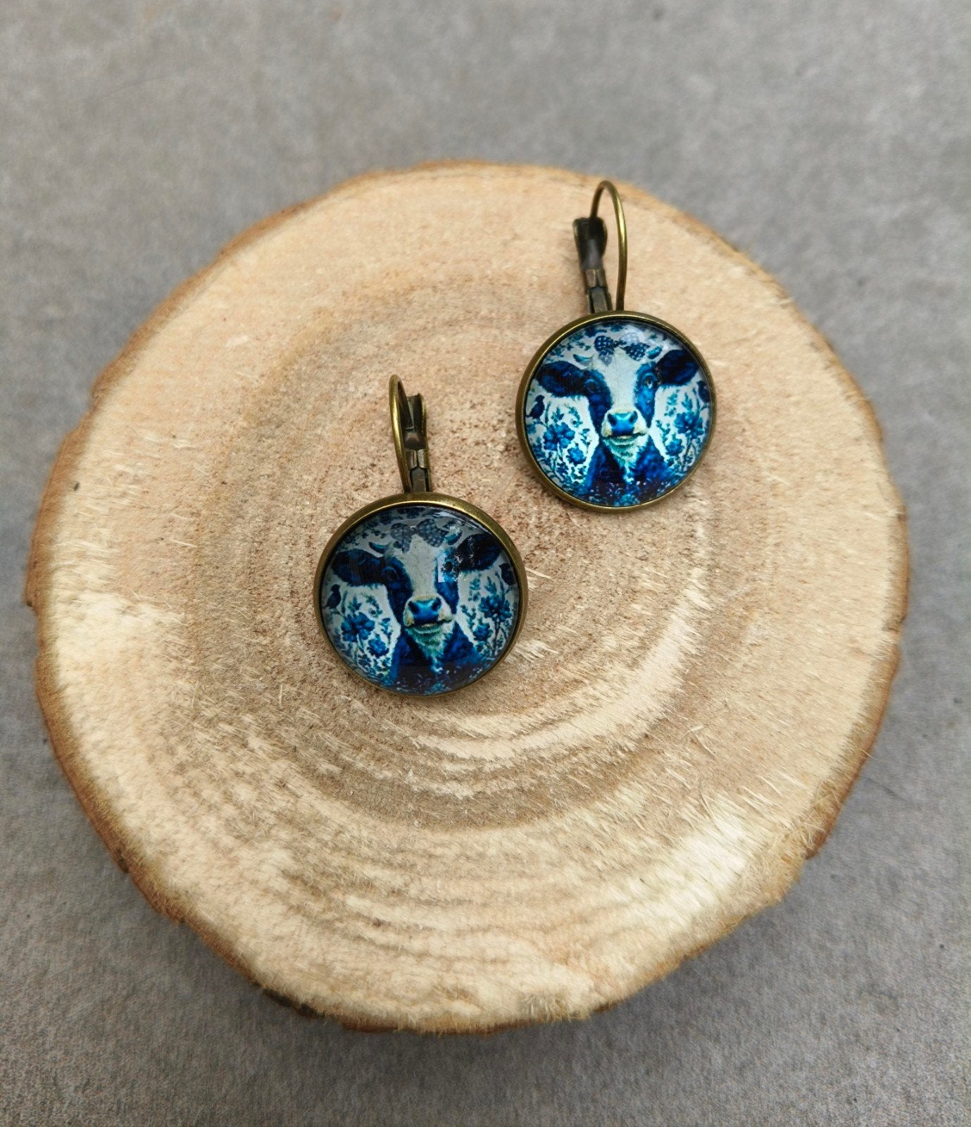 Oorbellen met blauw koetje, Overige materialen, Hangers, Blauw, Nieuw