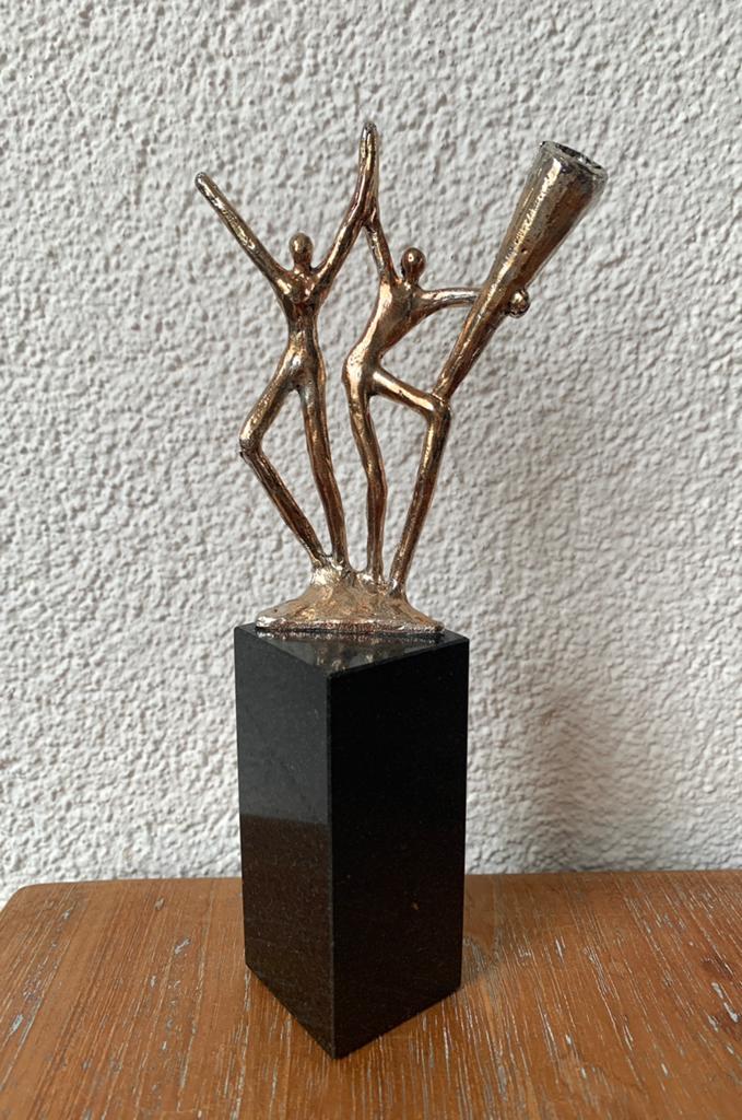Beeldje “Happy Together” van Corry Ammerlaan -, Zilver, Overige onderwerpen, Minder dan 20 cm, Ophalen of Verzenden
