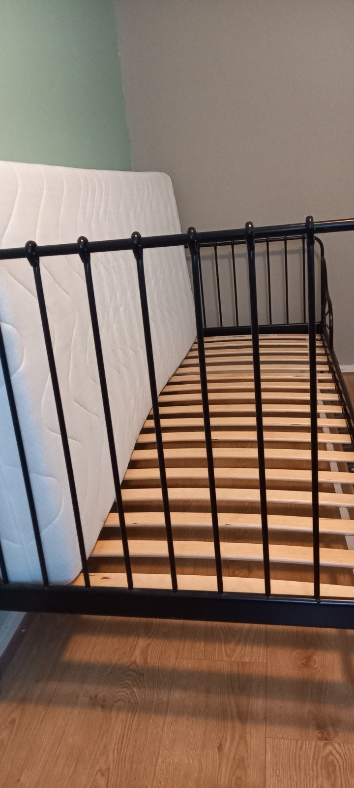 kinderbed + matras, Huis en Inrichting, Ophalen, Verstelbaar, Eenpersoons, Super mooi elegant_ klassiek