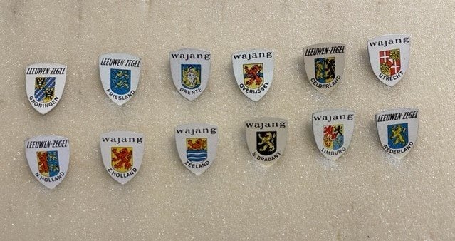 speldjes Wapens Provincie , Verzamelen, Speldjes, Pins en Buttons, Ophalen of Verzenden, Gebruikt, Overige onderwerpen