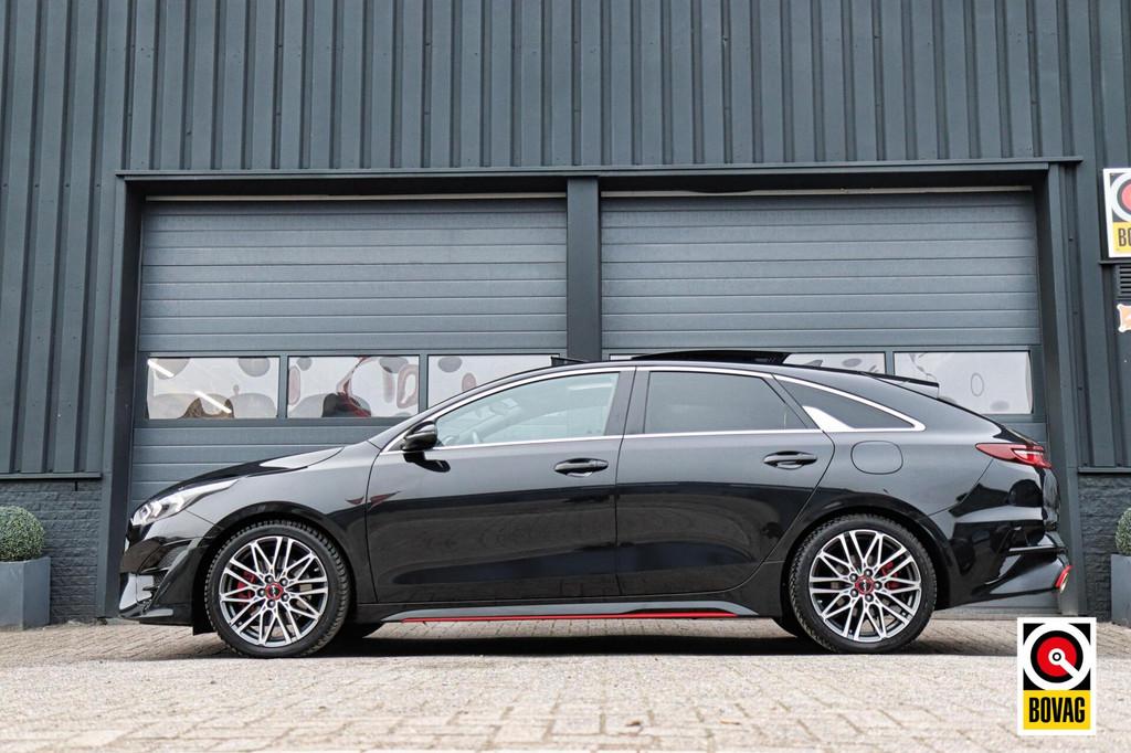 Kia ProCeed 1.6 T-GDi GT /PANODAK/MEMORY/VIRTUAL/STOEL+STUUR, 15 km/l, Gebruikt, 1591 cc, Zwart