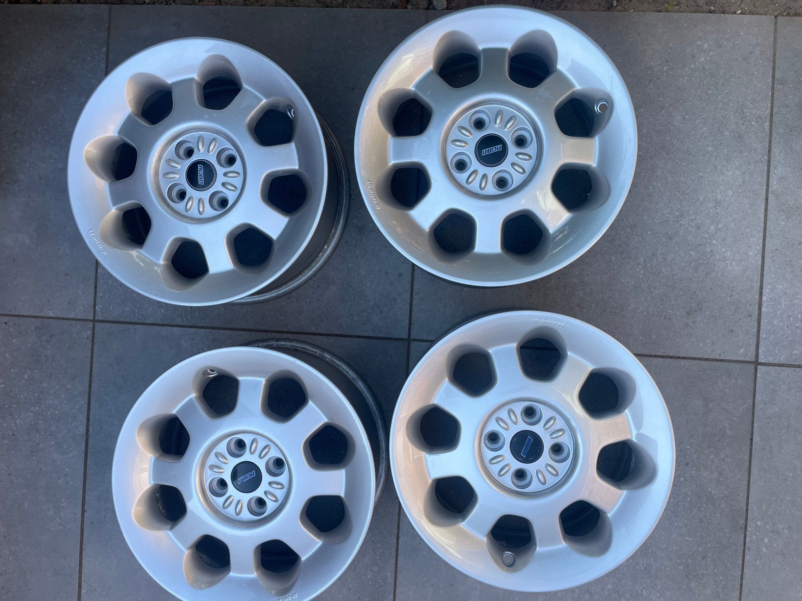 Fiat Barchetta velgen 15 inch fiat velgen incl naafkappen, Auto-onderdelen, Banden en Velgen, Ophalen, 15 inch, Velg(en), 195 mm