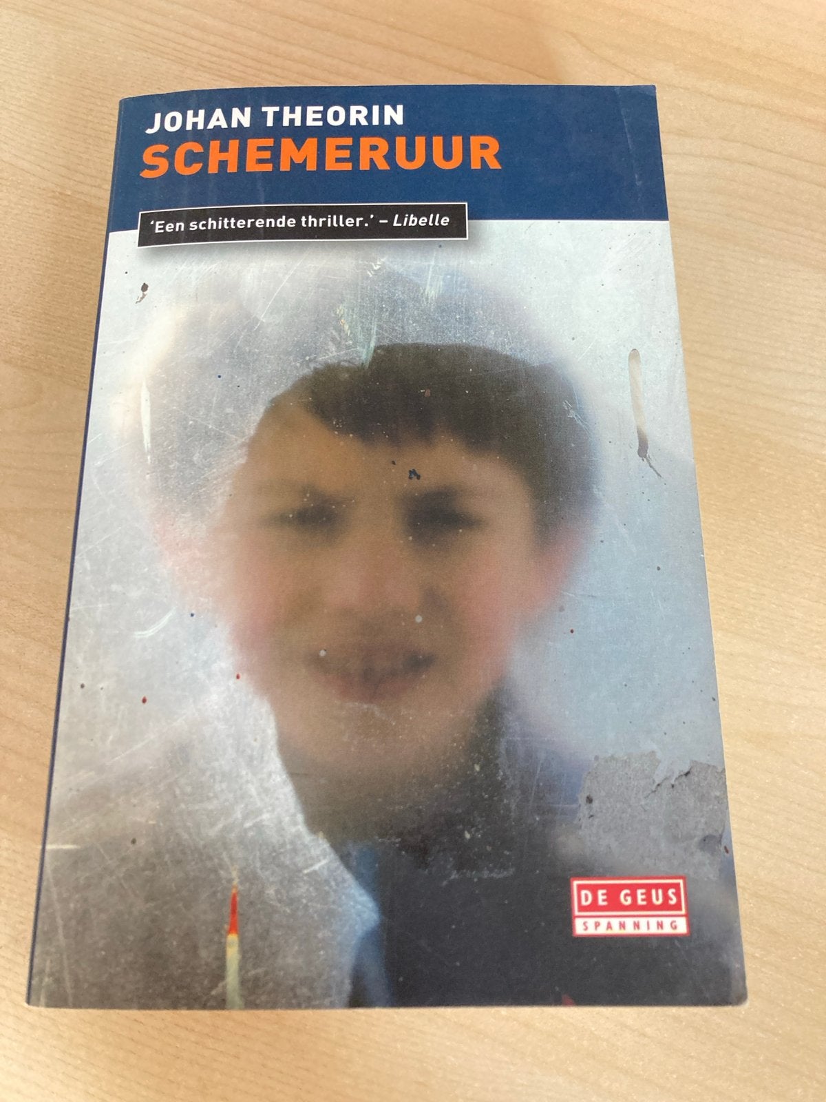 Schemeruur - Johan Theorin (Thriller), Boeken, Ophalen of Verzenden, Zo goed als nieuw, Scandinavië
