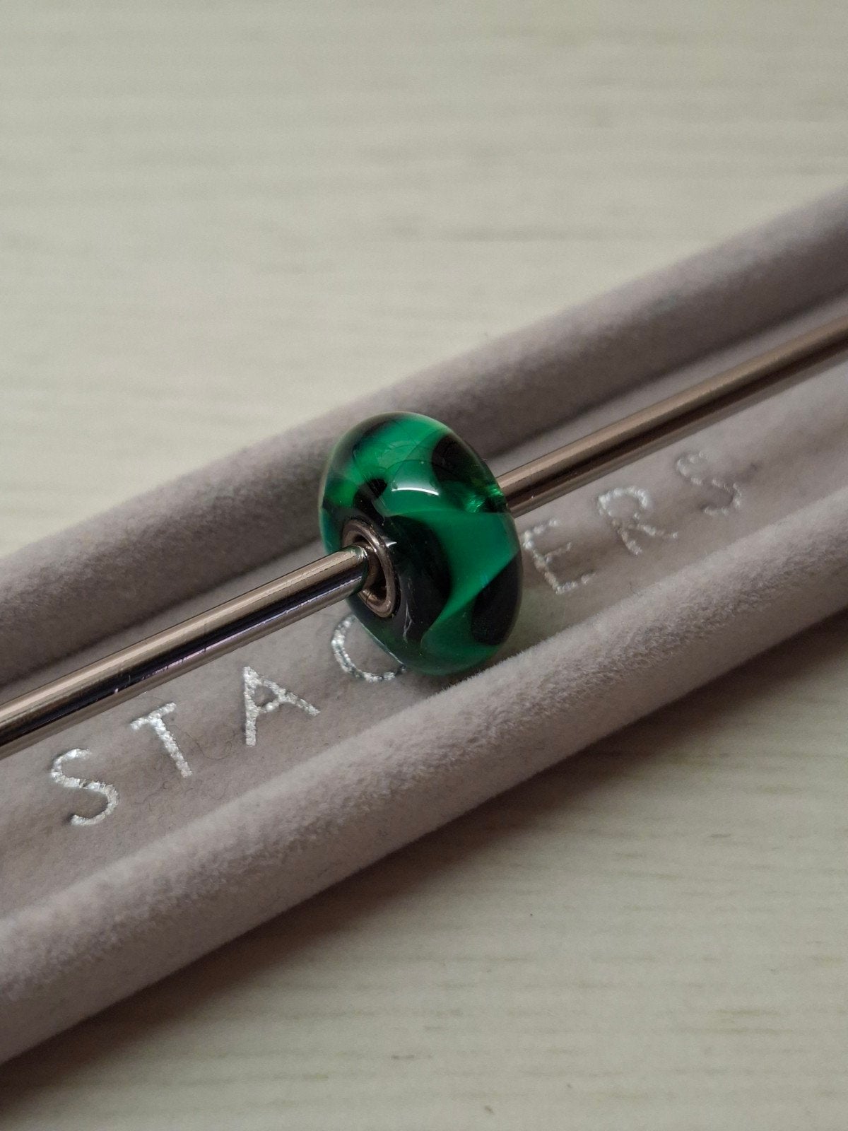 Trollbeads glasbead groene golf, Ophalen of Verzenden, Zo goed als nieuw, Glas of Kristal, Trollbeads