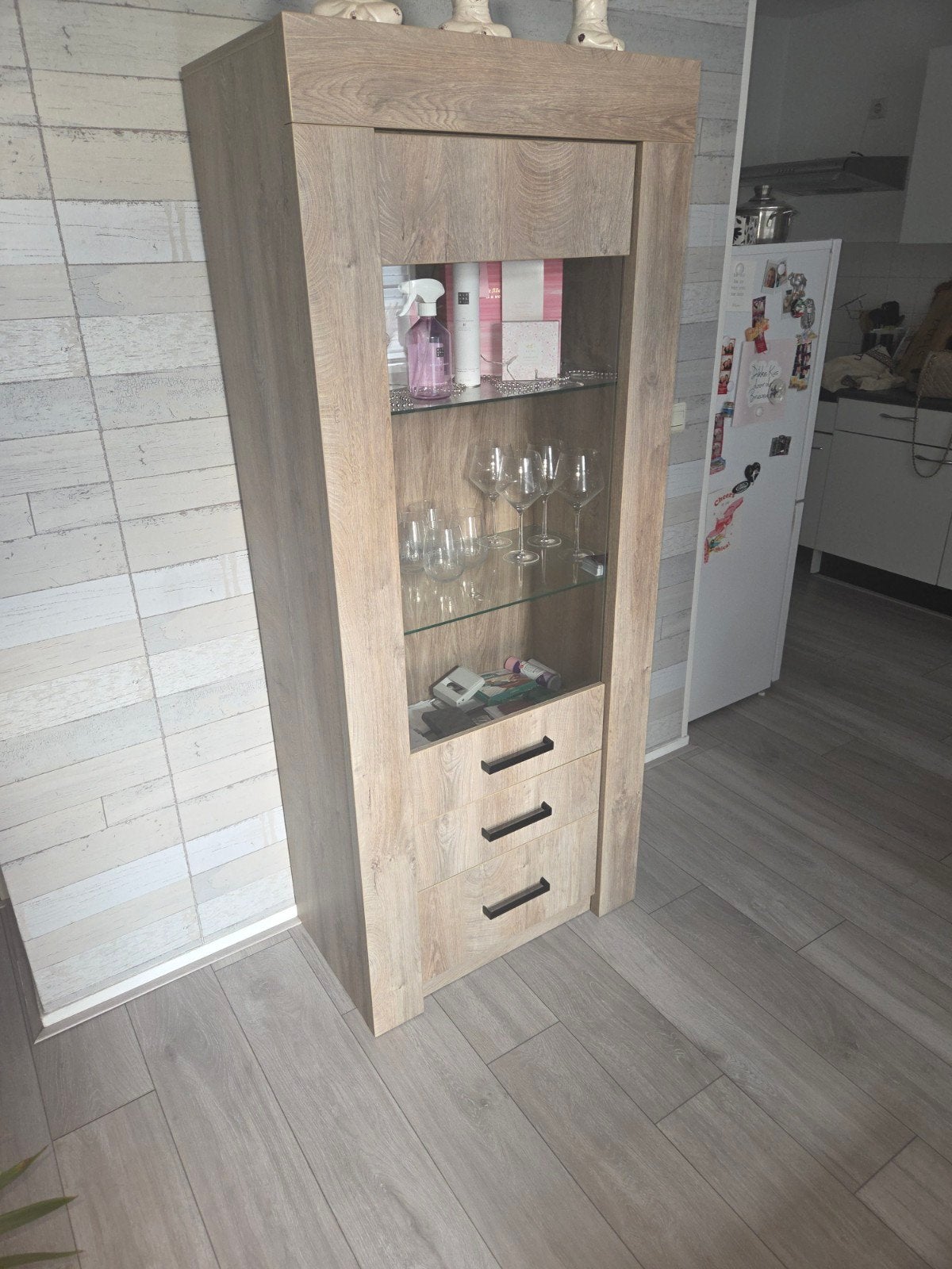 Complete Woonset: Vitrinekast, TV-meubel, Eettafel, Salo, Ophalen, 200 cm of meer, Overige houtsoorten, Zo goed als nieuw