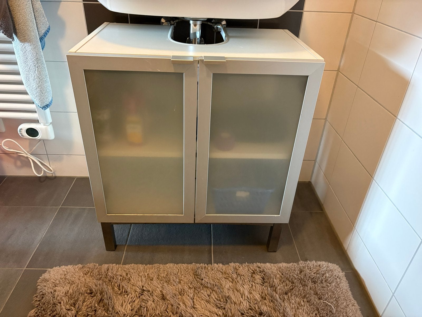 Wastafelkast met 2 deuren en 2 planken - 66x60x40cm, Ophalen, Gebruikt, 50 tot 100 cm, Minder dan 100 cm