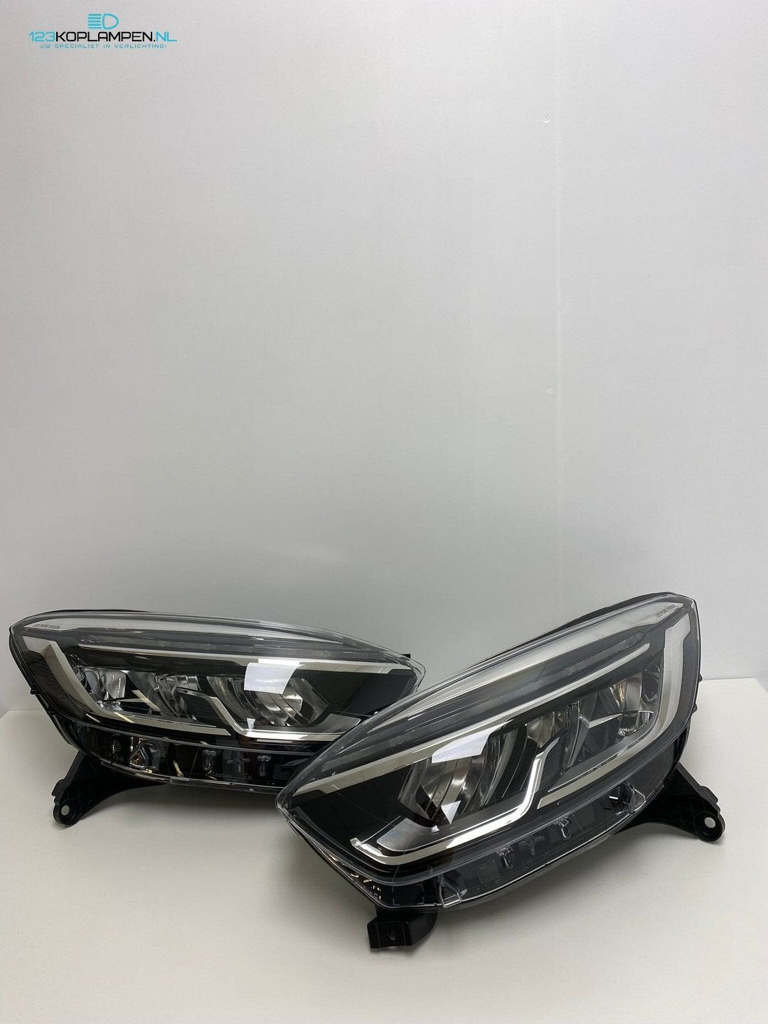 (VR) Renault Captur Facelift Full Led koplamp links rechts, Gebruikt, -, Renault, -