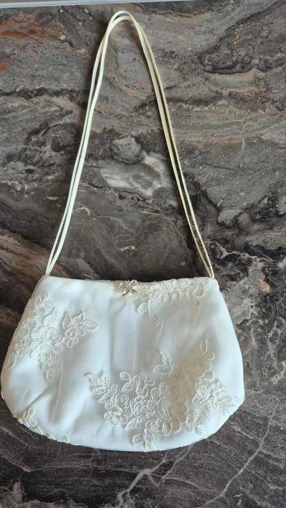 Elegante Witte Avondtasje met Kant en Strass, Ophalen of Verzenden, Zo goed als nieuw, Wit, Avondtasje