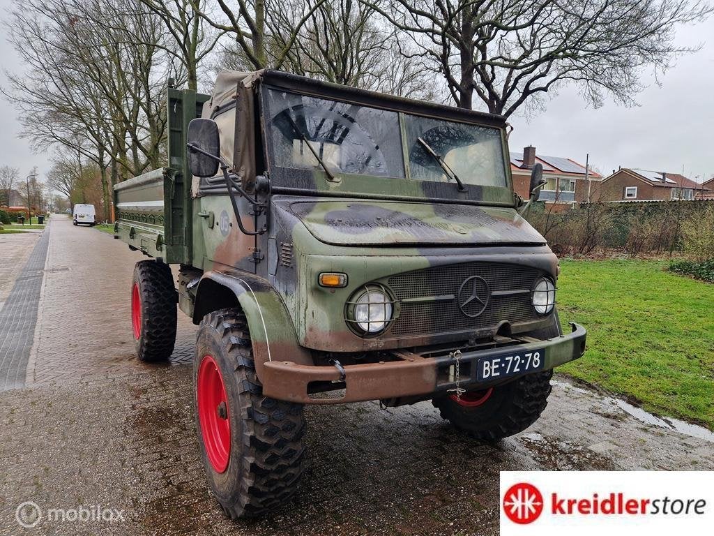 Unimog 404 met kenteken met 6 cil benzine motor bouwj. 1970, foto 3